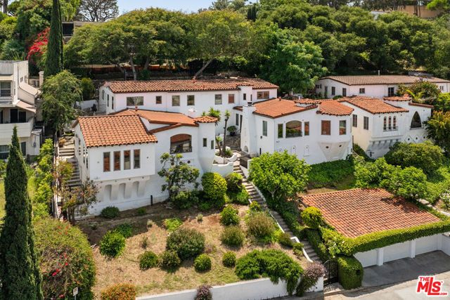 3700 Arbolada Road, Los Angeles, CA 90027