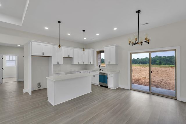 545 Bill Lattimore Road, Chesnee, SC 29323