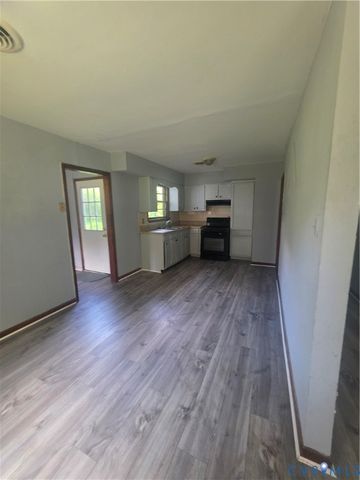 1308 Roanoke Ave, Hopewell, VA 23860