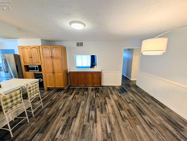 5420 Schenk Road, Sandusky, OH 44870