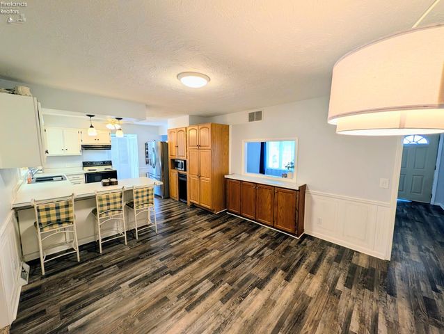 5420 Schenk Road, Sandusky, OH 44870