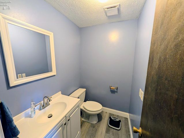 5420 Schenk Road, Sandusky, OH 44870