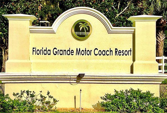 4697 SE 94TH AVENUE, Webster, FL 33597