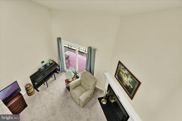 102 VALLEY GREENE CIR, Reading, PA 19610