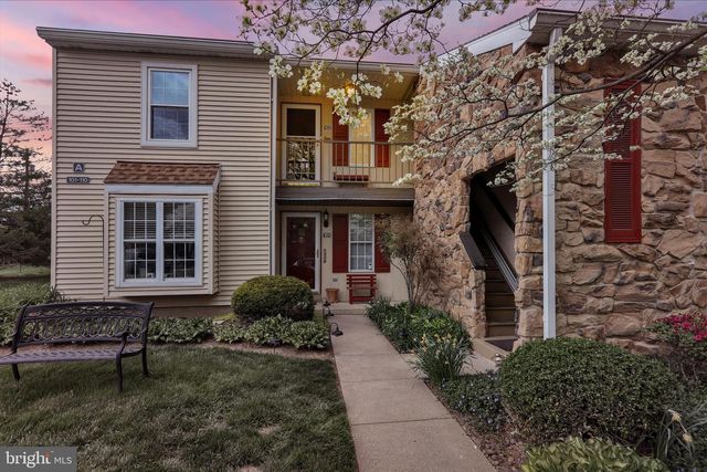 102 VALLEY GREENE CIR, Reading, PA 19610