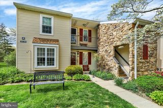 102 VALLEY GREENE CIR, Reading, PA 19610