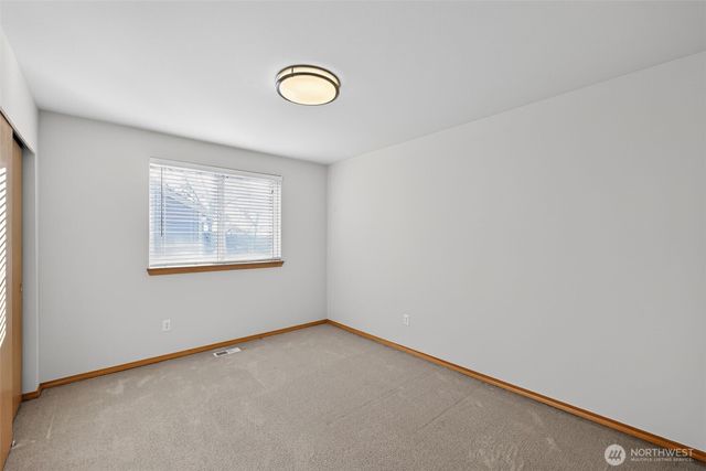 2103 NE 6th Cir, Renton, WA 98056