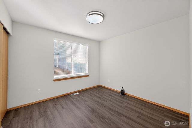 2103 NE 6th Cir, Renton, WA 98056