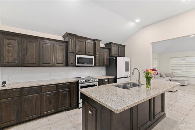 400 Choke Canyon Street, Edinburg, TX 78541