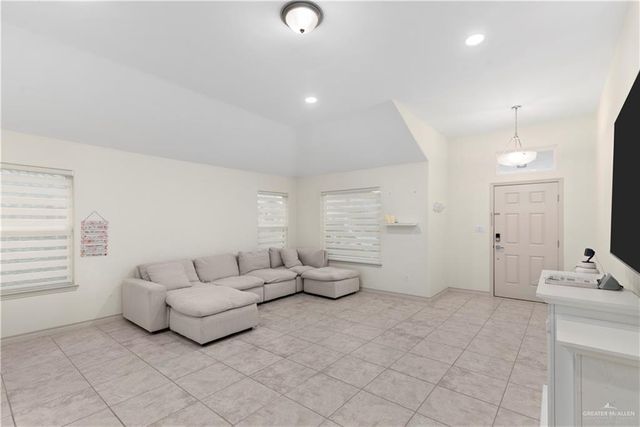 400 Choke Canyon Street, Edinburg, TX 78541