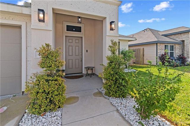 400 Choke Canyon Street, Edinburg, TX 78541