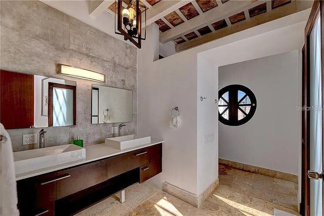 259 & 261 CALLE DE SAN SEBASTIAN, San Juan, PR 00901