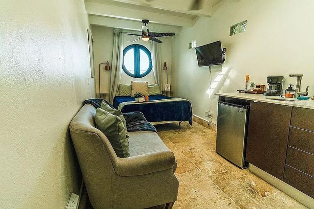 259 & 261 CALLE DE SAN SEBASTIAN, San Juan, PR 00901