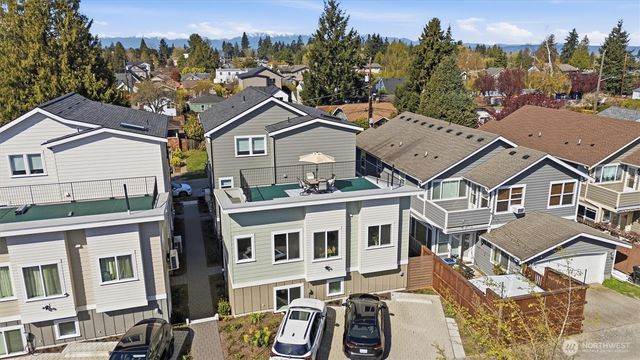 8332 26th Avenue NW, Seattle, WA 98117