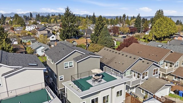 8332 26th Avenue NW, Seattle, WA 98117