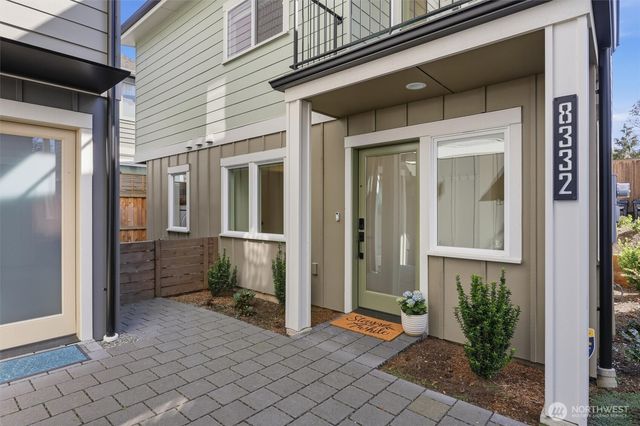 8332 26th Avenue NW, Seattle, WA 98117