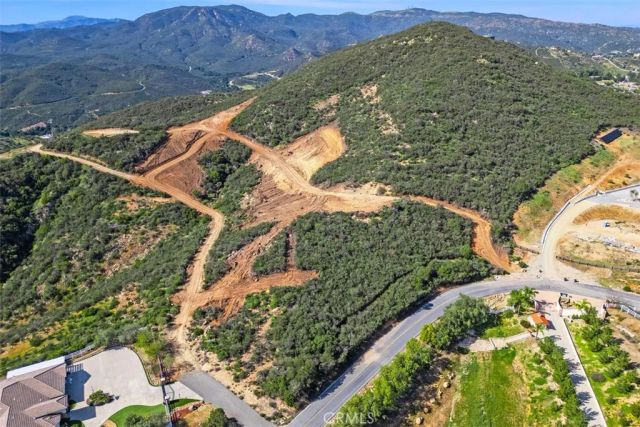 50 Hidden Meadow, Murrieta, CA 92562