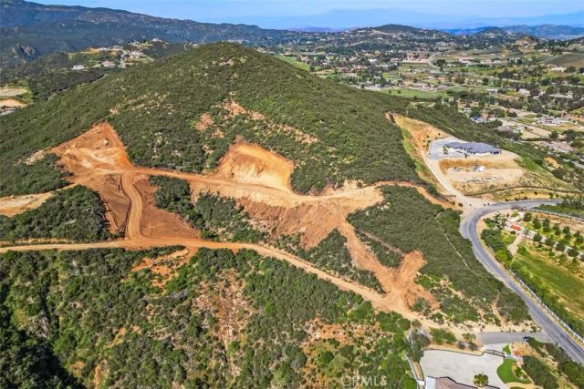 50 Hidden Meadow, Murrieta, CA 92562