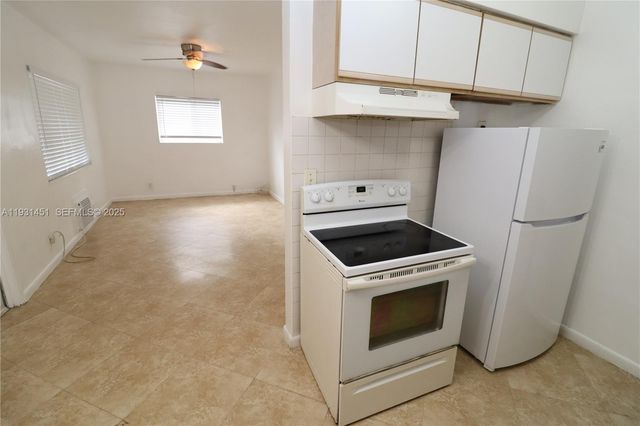 1708 N 16th Ave 4, Hollywood, FL 33020