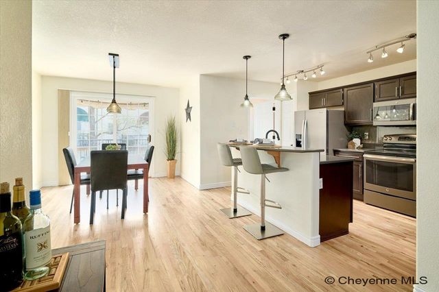 5434 SUNSET DR, Cheyenne, WY 82009