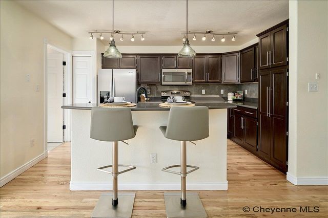 5434 SUNSET DR, Cheyenne, WY 82009