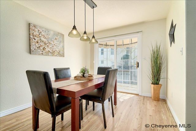 5434 SUNSET DR, Cheyenne, WY 82009
