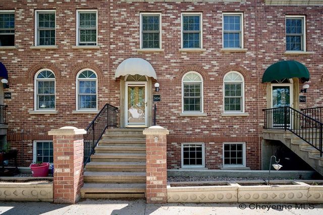 5434 SUNSET DR, Cheyenne, WY 82009