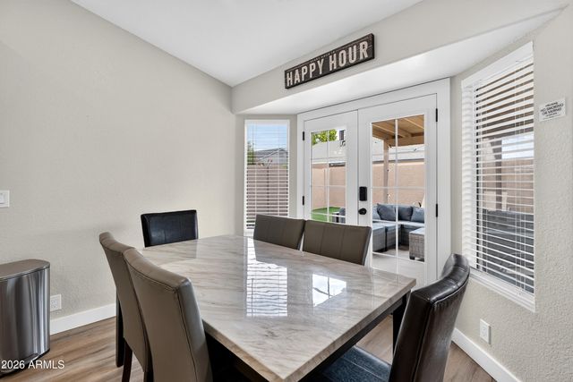 8947 W SIERRA VISTA Drive, Glendale, AZ 85305