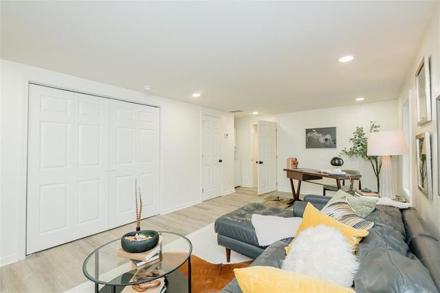 2437 Hillside Avenue, Decatur, GA 30032