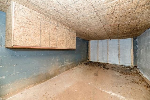 2437 Hillside Avenue, Decatur, GA 30032