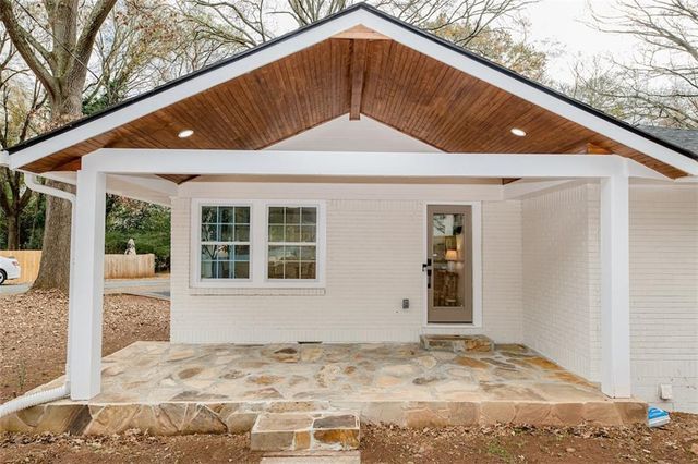 2437 Hillside Avenue, Decatur, GA 30032