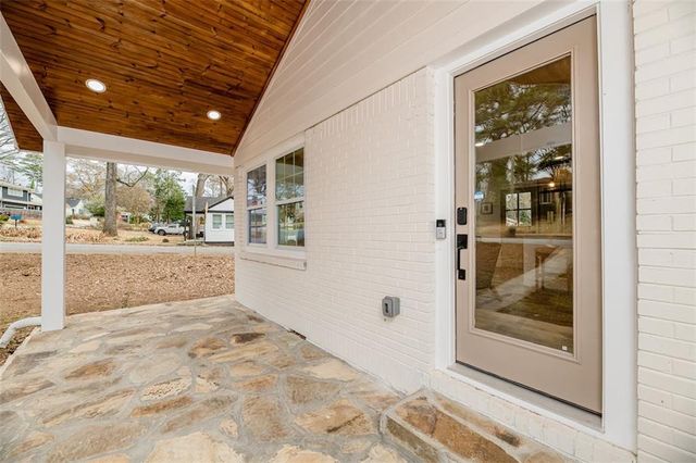 2437 Hillside Avenue, Decatur, GA 30032