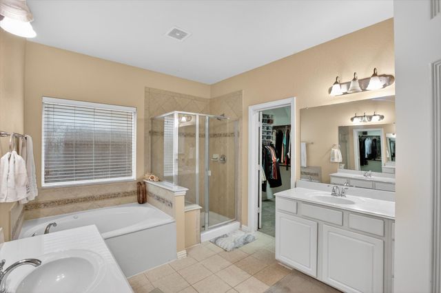 6601 Vintage Drive, Arlington, TX 76001