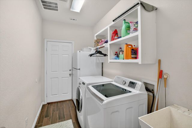 6601 Vintage Drive, Arlington, TX 76001