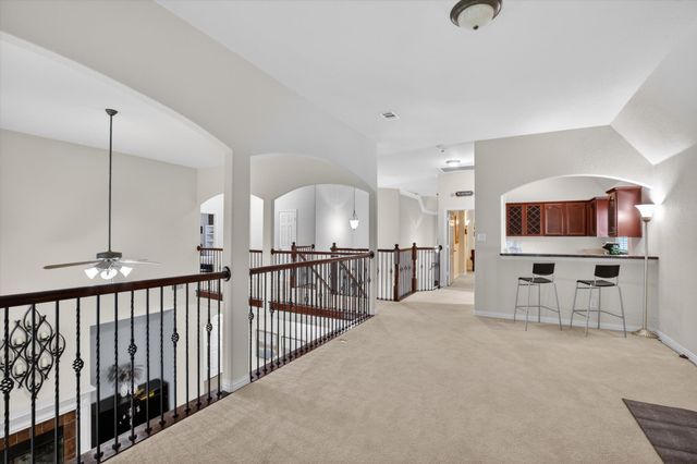 6601 Vintage Drive, Arlington, TX 76001