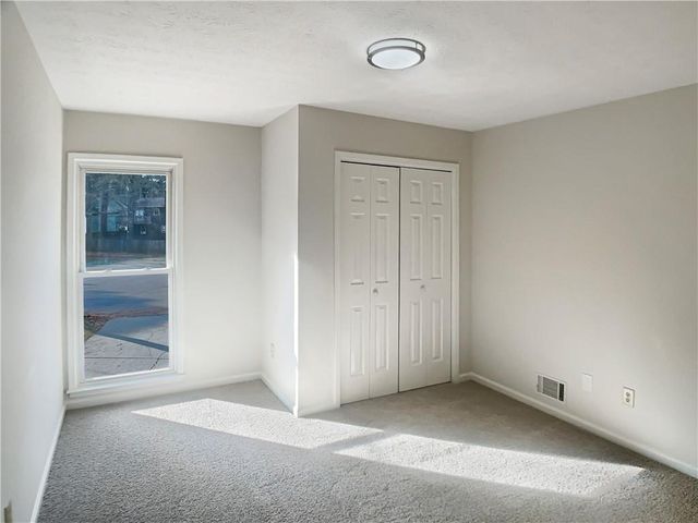 304 Lamden Court, Lawrenceville, GA 30046