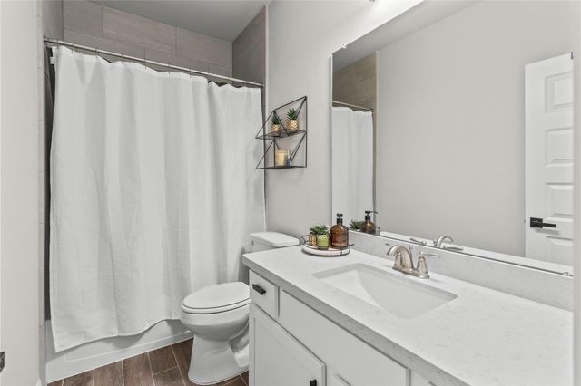 2811 Bisbee Road, League City, TX 77573