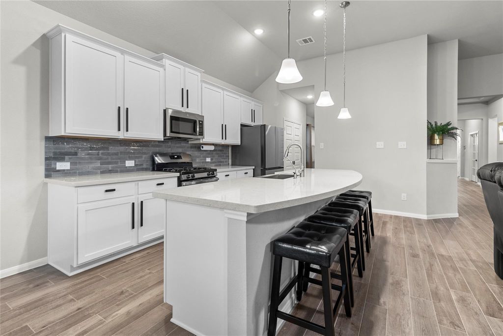 2811 Bisbee Road, League City, TX 77573