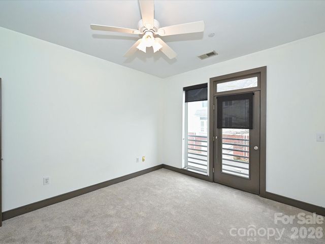 2200 Lyndhurst Avenue 102, Charlotte, NC 28203