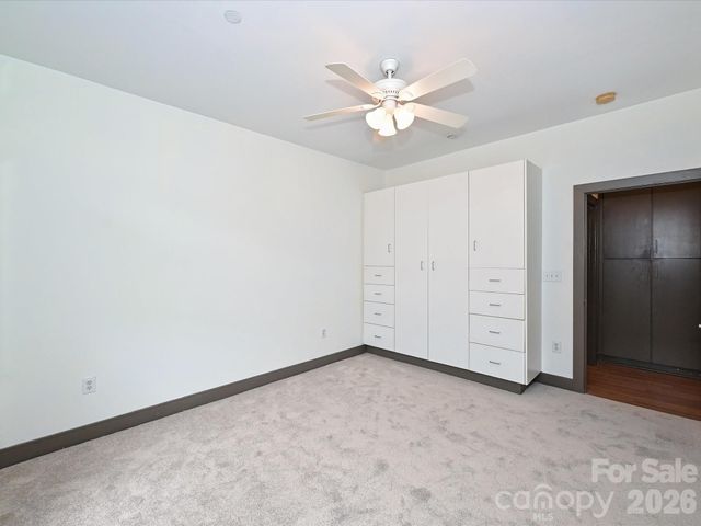 2200 Lyndhurst Avenue 102, Charlotte, NC 28203