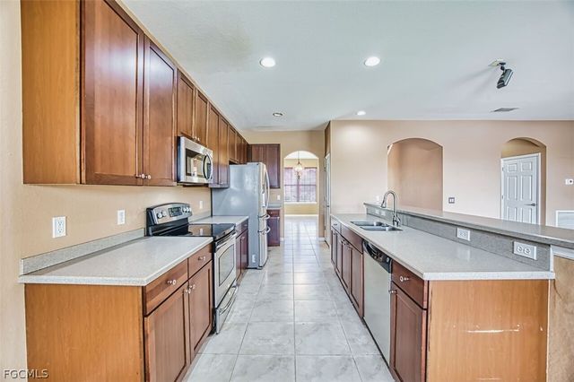 16511 Whispering Trace CT, Fort Myers, FL 33908