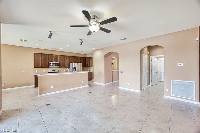 16511 Whispering Trace CT, Fort Myers, FL 33908