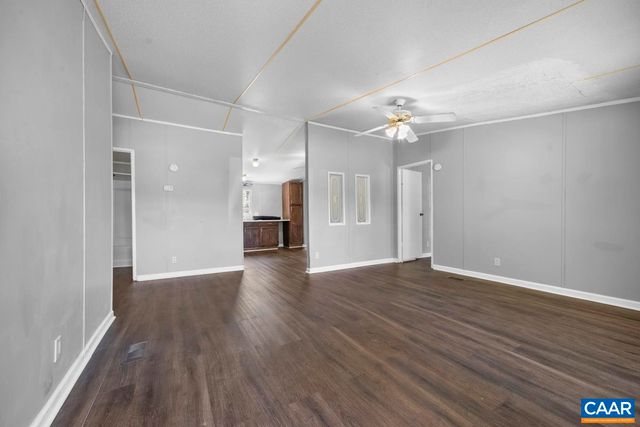 289 MOUNTAIN LAUREL RD, Palmyra, VA 22963
