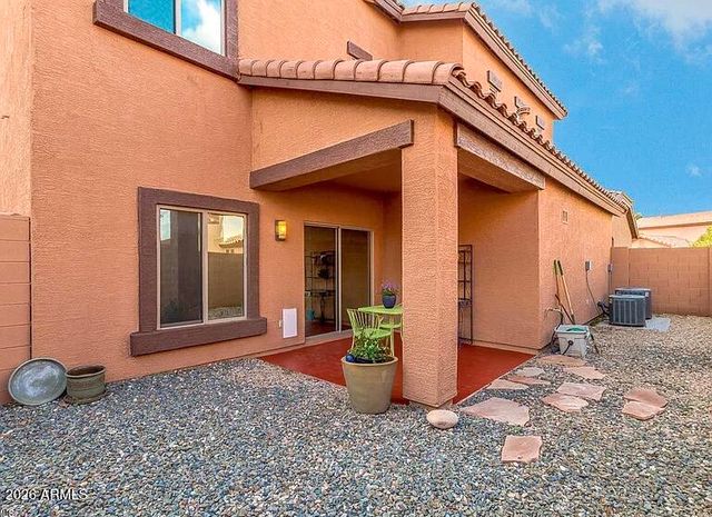 2660 E CHESTER Drive, Chandler, AZ 85286