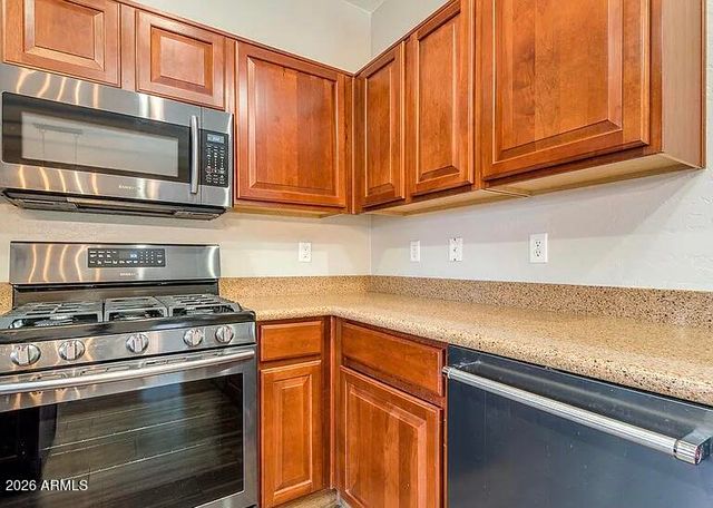 2660 E CHESTER Drive, Chandler, AZ 85286