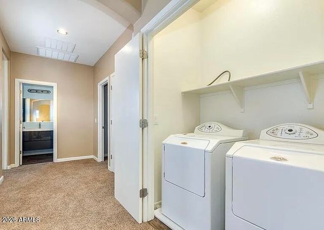 2660 E CHESTER Drive, Chandler, AZ 85286