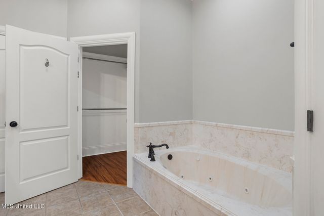 710 S Chickasaw Drive, Flowood, MS 39232