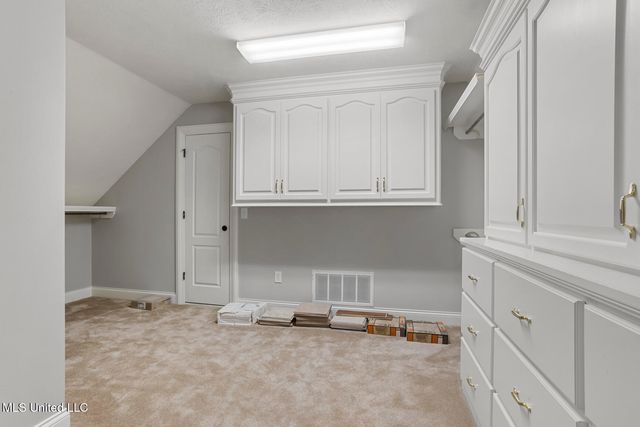 710 S Chickasaw Drive, Flowood, MS 39232