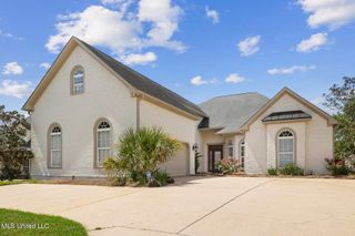 710 S Chickasaw Drive, Flowood, MS 39232