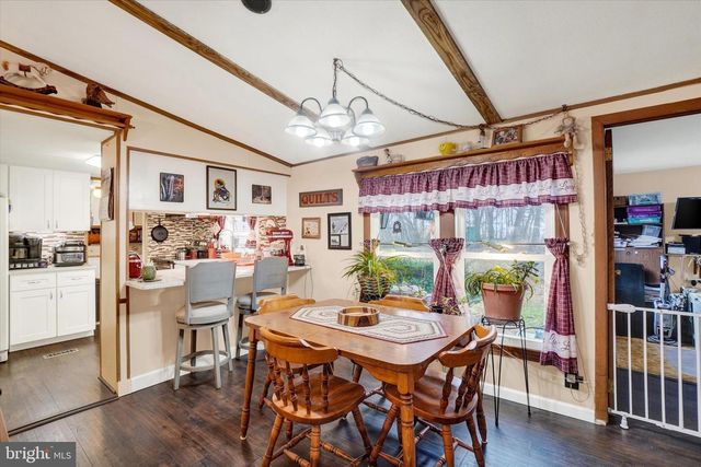 19367 S BARRENS RD S, Stewartstown, PA 17363